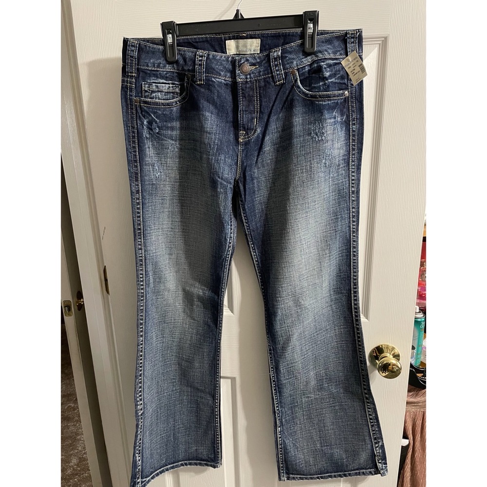 Maurice’s Women’s Size 13/14 Short Jenna Bootcut Jeans in Washed Shade